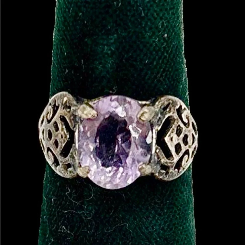 Elegant Amethyst Sterling Silver Women's Ring